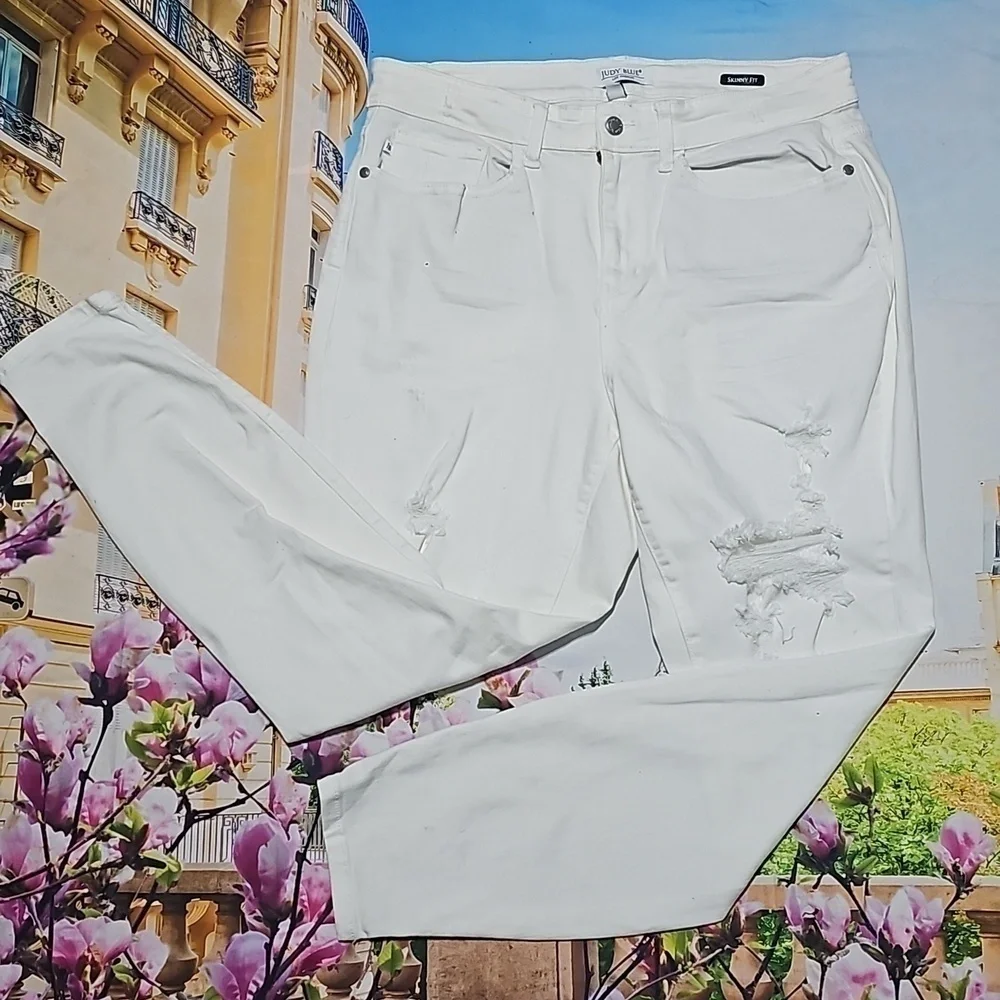 Judy Blue‎ Distressed Skinny White Jeans Size 16W